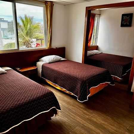 Hostal Muyuyo Puerto Ayora  Ngoại thất bức ảnh