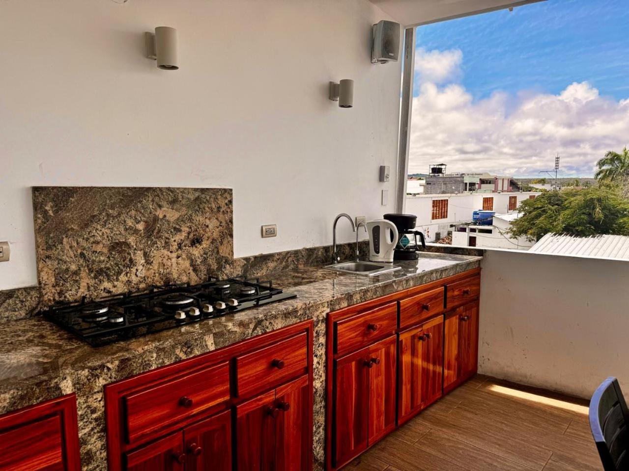 Hostal Muyuyo Puerto Ayora  Ngoại thất bức ảnh