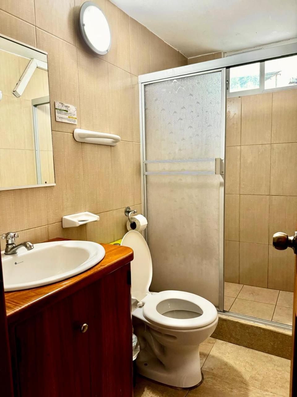 Hostal Muyuyo Puerto Ayora  Ngoại thất bức ảnh