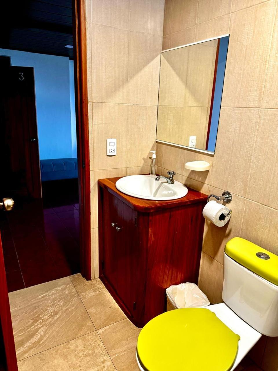 Hostal Muyuyo Puerto Ayora  Ngoại thất bức ảnh