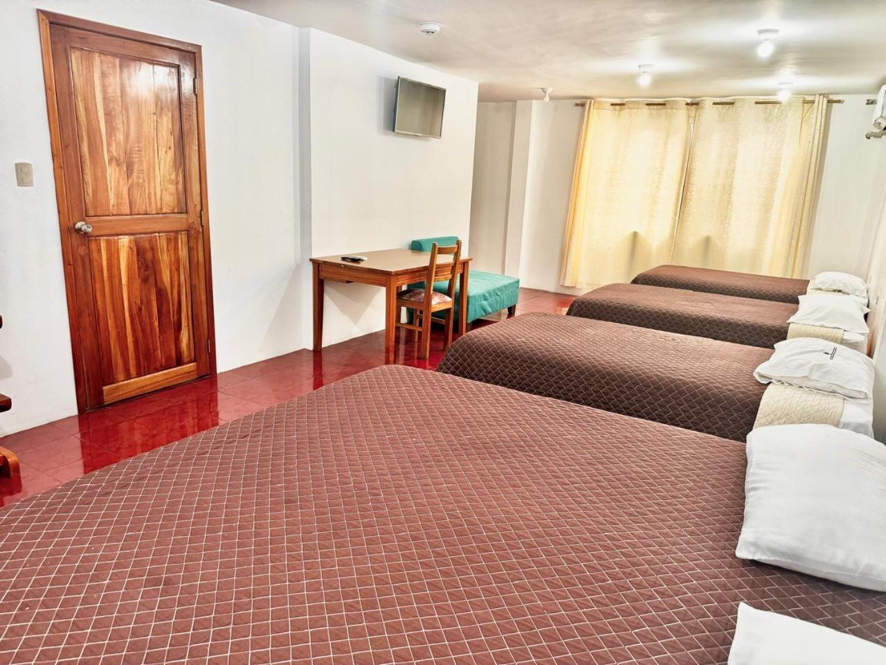 Hostal Muyuyo Puerto Ayora  Ngoại thất bức ảnh